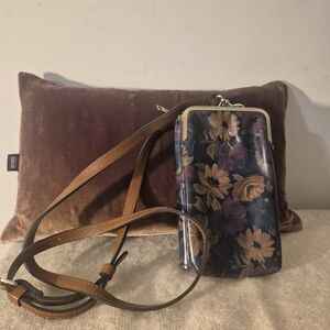 Patricia Nash Pertina Peruvian Floral Painting Frame Phone Crossbody 7"x 4"